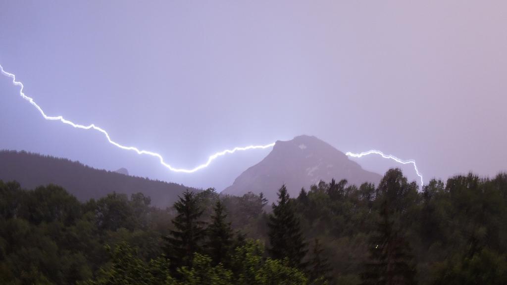 Haus Alpengluehn Lejlighed Engedey Eksteriør billede